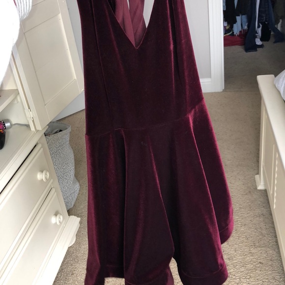 Red, Velvet Formal Dress - Picture 5 of 6